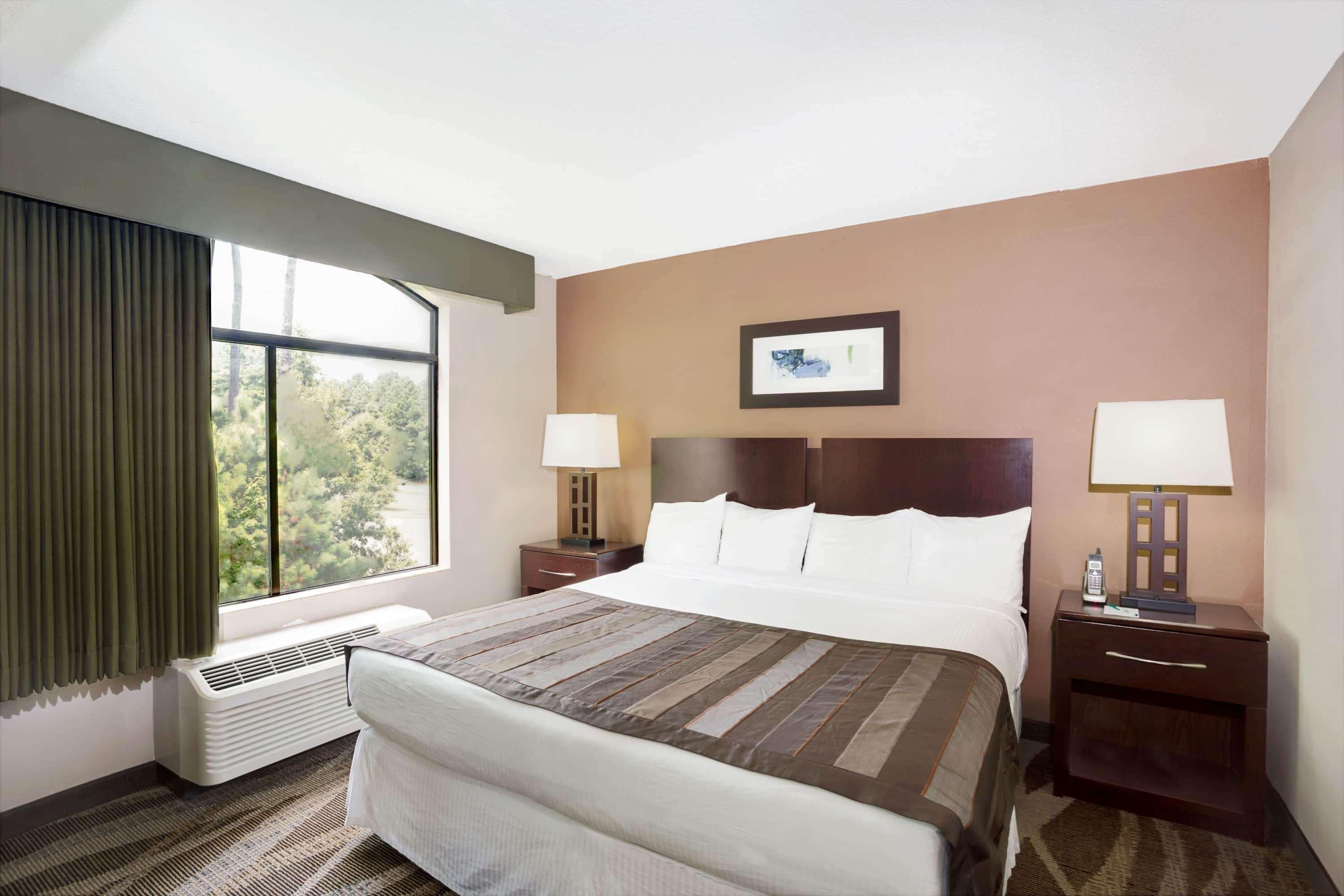 Готель Wingate By Wyndham Raleigh Durham / Airport Екстер'єр фото