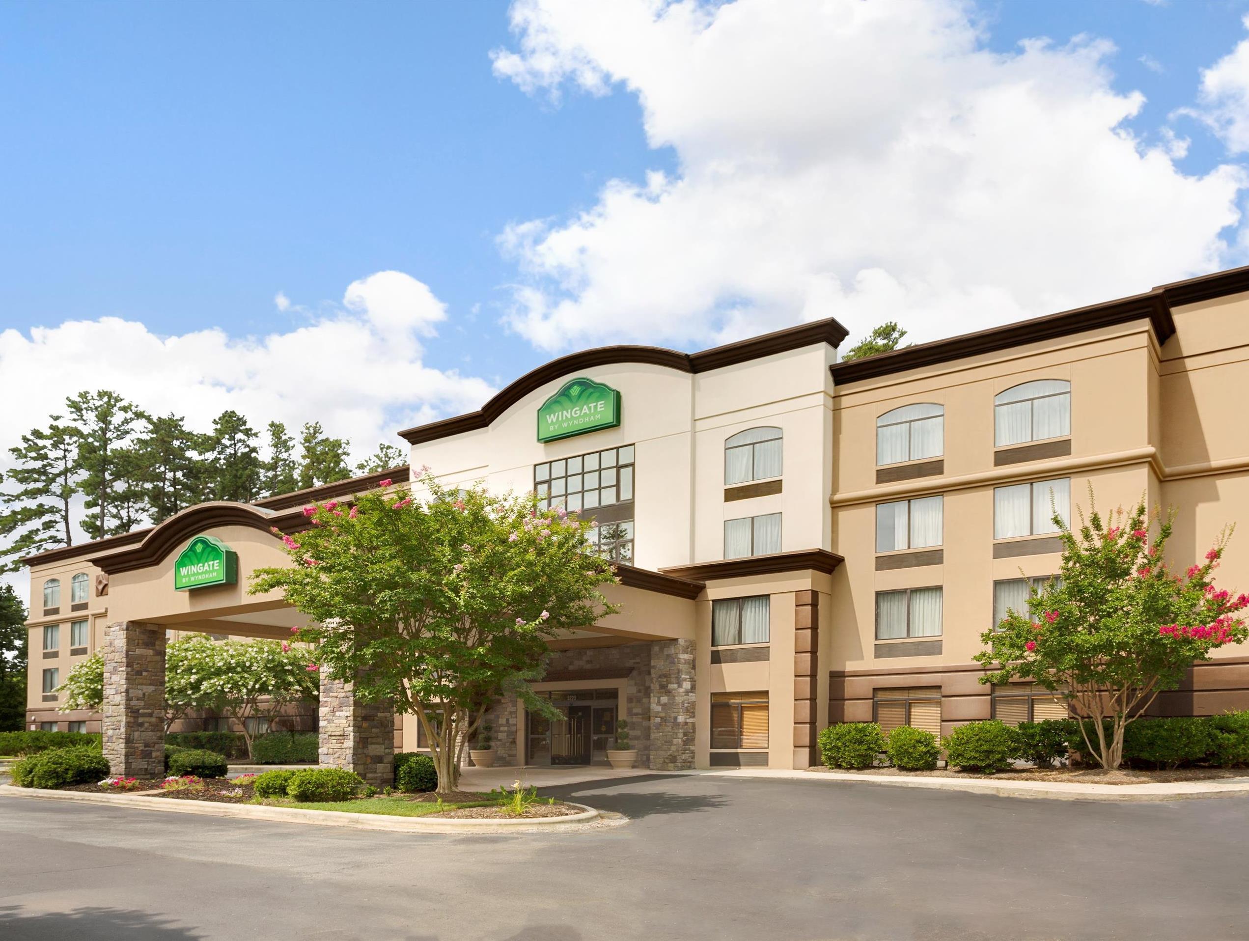 Готель Wingate By Wyndham Raleigh Durham / Airport Екстер'єр фото